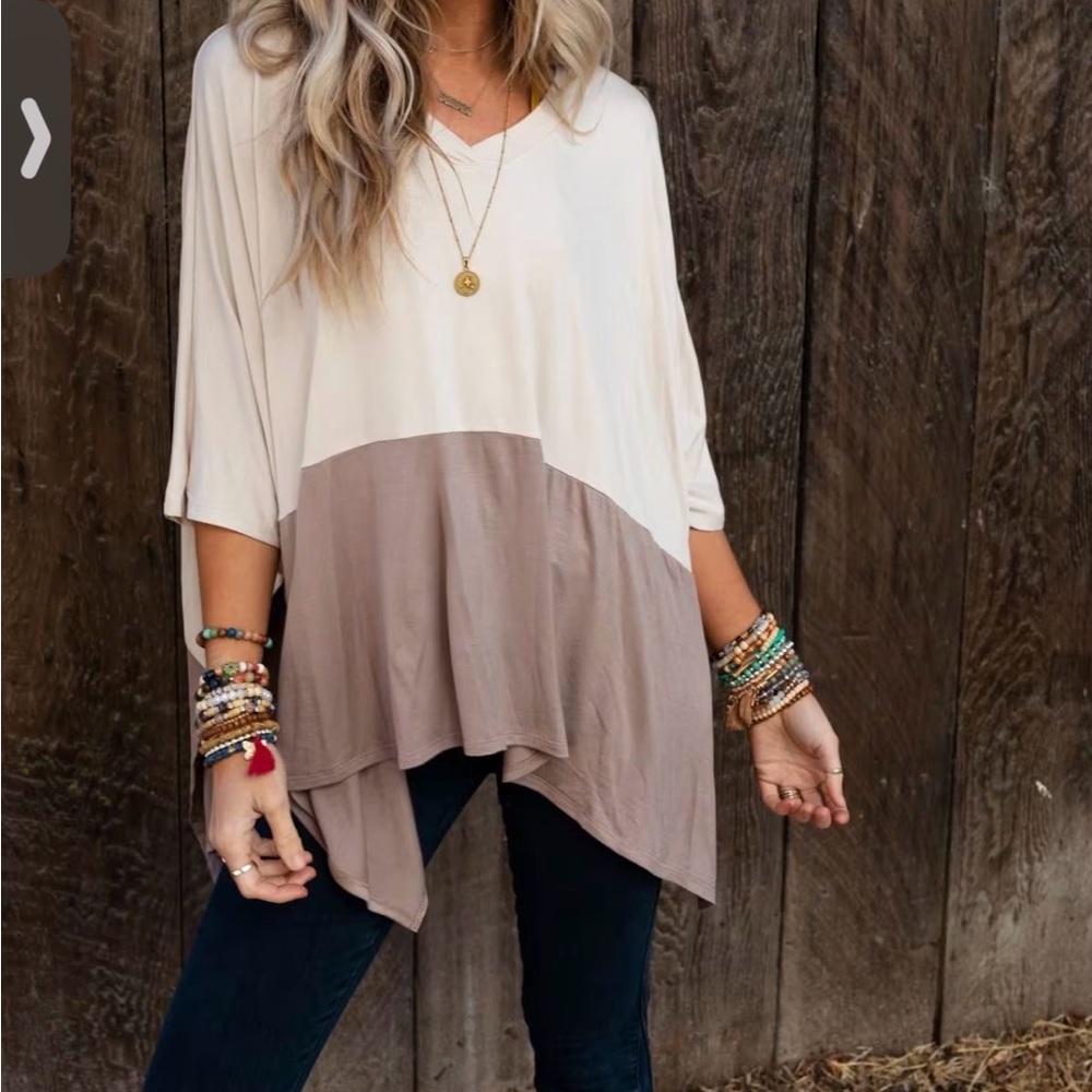 The Nest Two-Tone V-Neck Women's Top